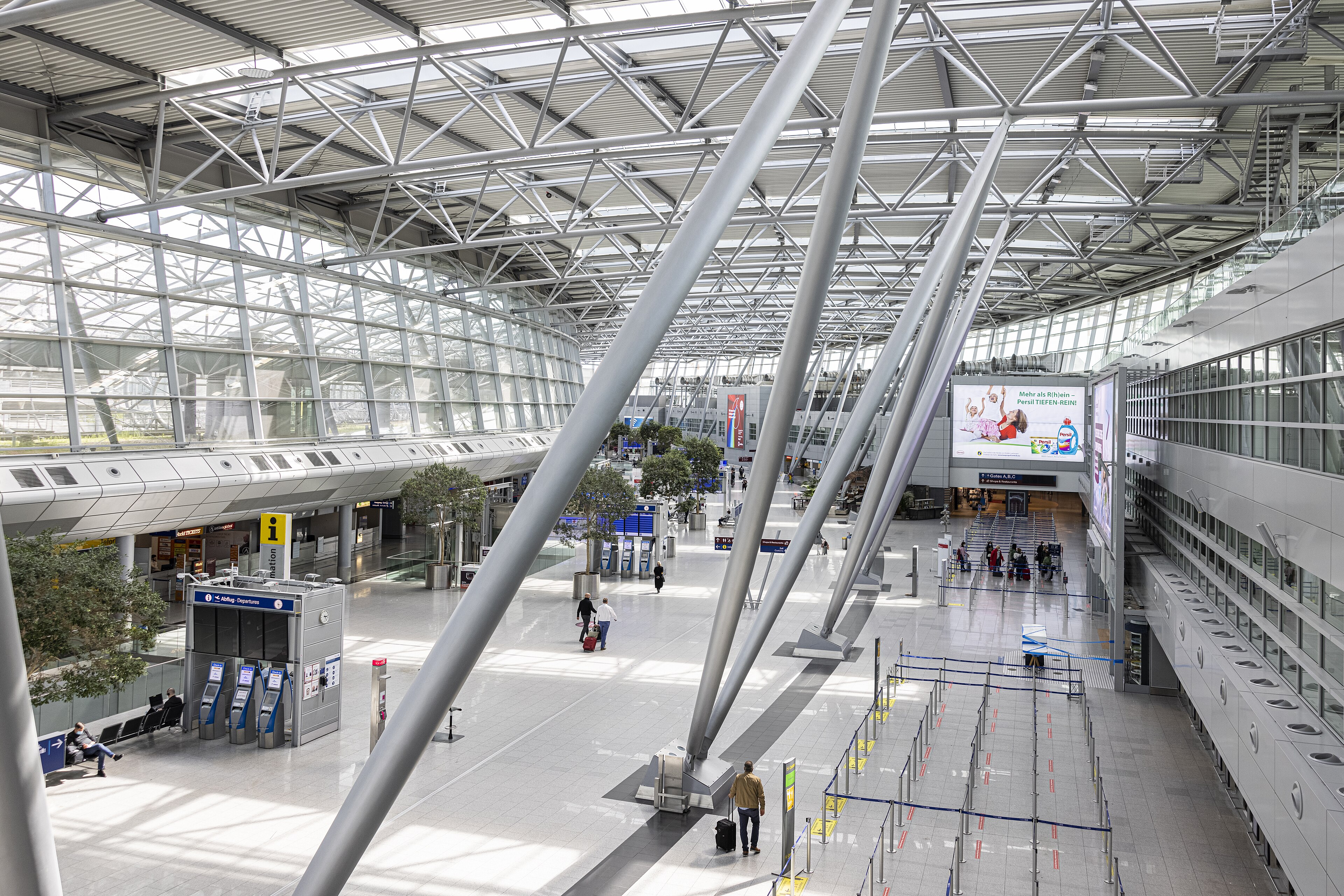 Abflughalle Flughafen Düsseldorf